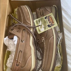 Size 8 1/2 boat shoes